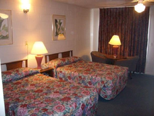 Knights Inn & Suites - Canyon Zimmer foto